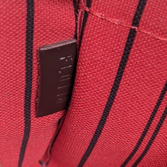 SOLD Louis Vuitton Damier Ebene Neverfull Pouch - Picture 7 of 7